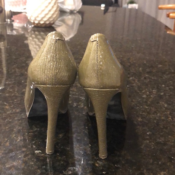 Gianni Bini Pumps - Picture 3 of 4